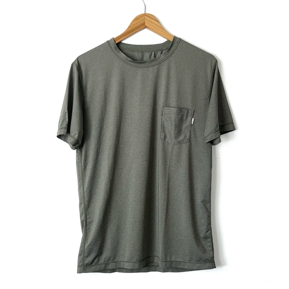 VUORI Tradewind Heathered Gray Performance Mesh Pocket Tee Shirt M